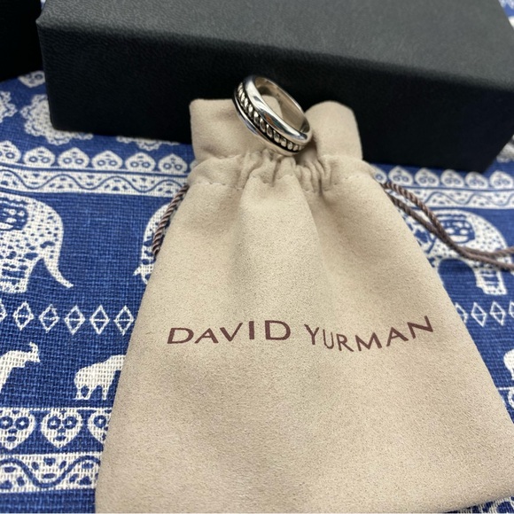 David Yurman Other - Womens Size 8 Cable Inset Band Ring'in Sterling
Silver